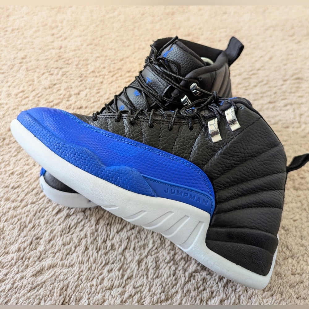 Air Jordan 12 Hyper Royal